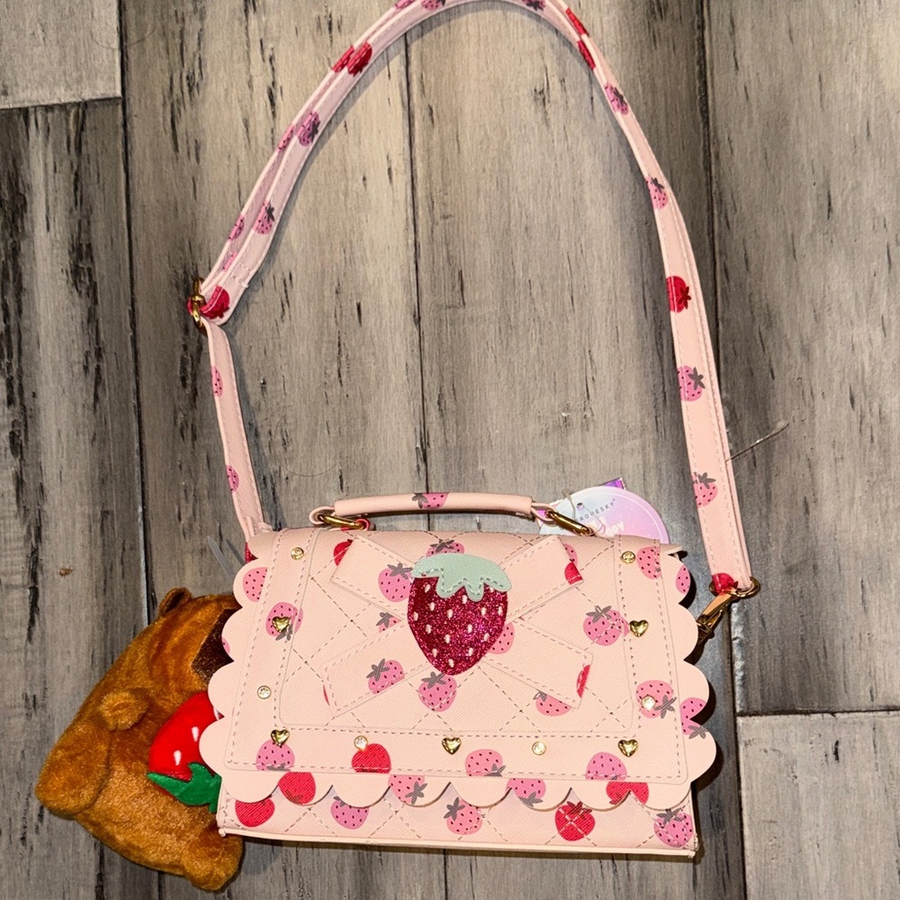 NWT Strawberry Accent Pink Crossbody Bag - Picture 5 of 9